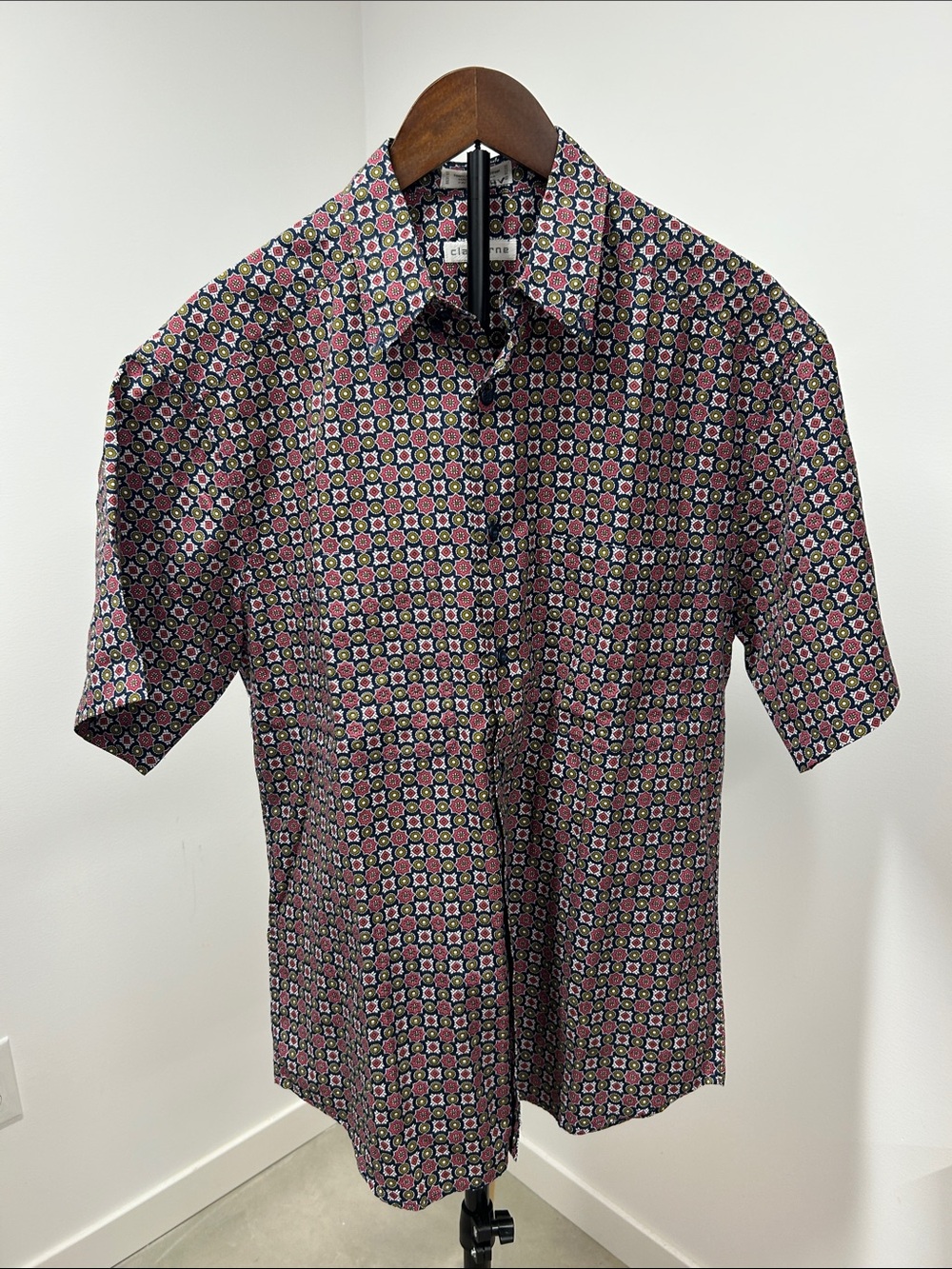 Claiborne Short-Sleeve Medallion Print Button-Down Shirt - Pink & Black